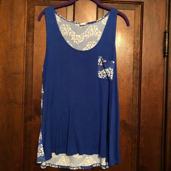 Tank top - Picture 1 of 2